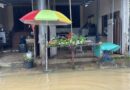 สถานการณ์น้ำป่าไหลหลาก จากฝนตกหนัก ไหลเอ่อเข้าท่วมบ้านเรือนประชาชนในพื้นที่ลุ่มต่ำเขตตำบลคลองนารายณ์และ ตำบลพลับพลา จังหวัดจันทบุรีเริ่มคลี่คลาย