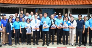 ชลบุรีจัดพิธีปล่อยพันธุ์สัตว์น้ำ เฉลิมพระเกียรติสมเด็จพระนางเจ้าสิริกิติ์ พระบรมราชชนนีพันปีหลวง