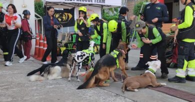 ปทุมธานี – โรงเรียนธัญบุรีซ้อมแผนเผชิญเหตุ ภัยพิบัติ พร้อมทีมสุนัข k9