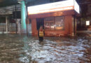 ฝนถล่มสมุทรปราการ ทำหลายโรงเรียนแจ้งหยุดเป็นกรณีเศษ ด้าน ปภ.เฝ้าดูสถานการณ์พร้อมเร่งระบายน้ำ