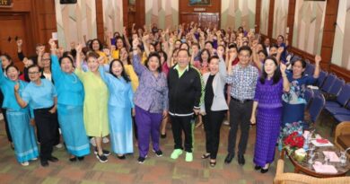 พิษณุโลก จัดอบรมเชิงปฏิบัติการพัฒนาสตรี 9 อำเภอ “จุติ-ดร.จักษ์” วิทยากรเรียกเสียงครื้นเครง