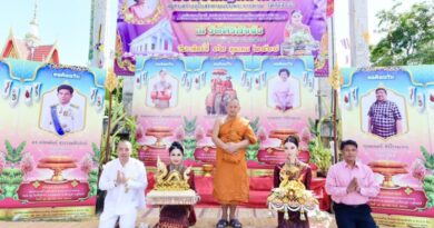 ขบวนแห่ช้างกฐินวัดศิริสัจจัง สมทบทุนสร้างอุโบสถตามแบบพระราชทาน