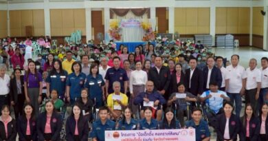 มูลนิธิป่อเต็กตึ๊ง ขยายความช่วยเหลือผู้พิการด้อยโอกาส มอบรถเข็นวีลแชร์แก่ผู้พิการในพื้นที่จังหวัดบุรีรัมย์ ชัยภูมิ แพร่ และกำแพงเพชร รวม 400 คันพร้อมค่าพาหนะ รวมมูลค่ากว่า 1.16 ล้านบาท