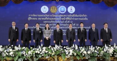 **รมต.อรรถกร ประธานมอบเงินรางวัล 344 ล้านบาทให้กับ นักกีฬา ผู้ฝึกสอน และสมาคมกีฬา จาก 4 มหกรรมกีฬา และรายการระดับนานาชาติ ชิงชนะเลิศแห่งโลก และชิงชนะเลิศแห่งเอเชีย**