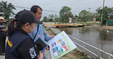 ผู้ตรวจฯ ยผ. ลุยตรวจโครงการระบายน้ำ 257 ล้านบาท ป้องกันน้ำท่วมเมืองนราธิวาส ชี้ระบบระบายน้ำหลักช่วยลดปัญหาน้ำท่วมสำเร็จ “น้ำท่วมลดลงอย่างเห็นได้ชัด”