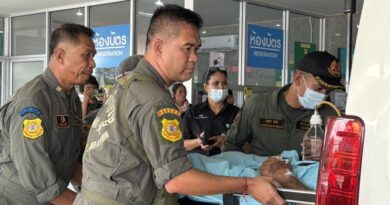 แนวหน้าไม่ถอย_แนวหลักก็ไม่ท้อ